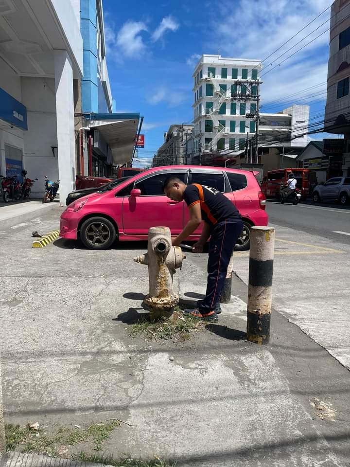 How Far Do You Park from a Fire Hydrant: Rules to Follow